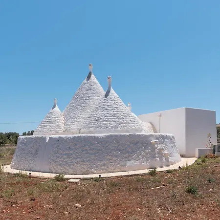 Trullo White Dream Con Piscina Apartment Carovigno