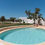 Trullo White Dream Con Piscina Apartment