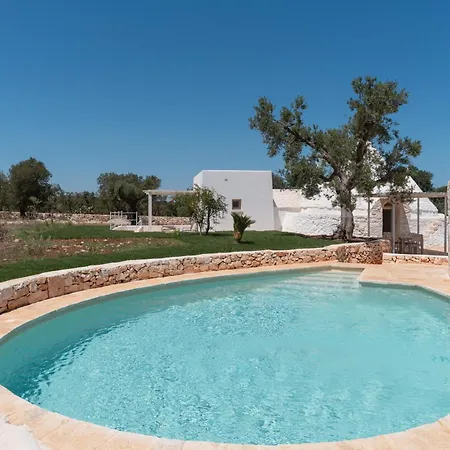 Trullo White Dream Con Piscina Appartement