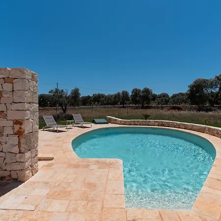 Trullo White Dream Con Piscina Apartamento Carovigno