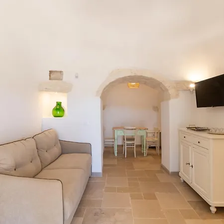 Trullo White Dream Con Piscina Apartment