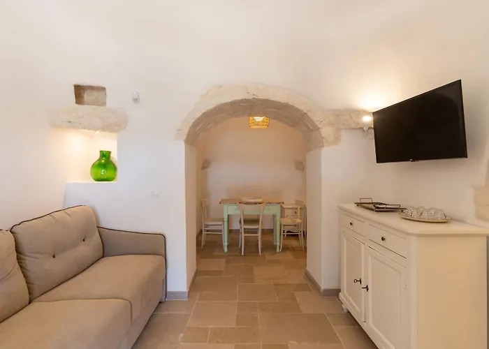 Trullo White Dream Con Piscina Apartment Carovigno